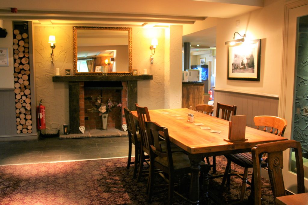 dining room at The White Hart pub Iron Acton